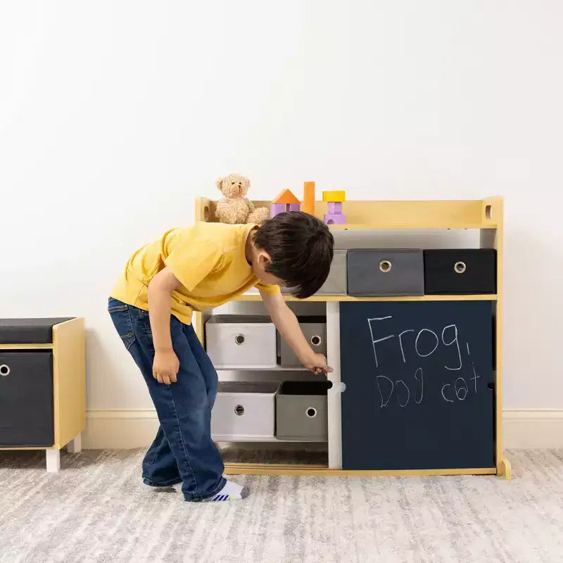 Organizer für Kinder mit Stoffboxen und Kritzel-Türen in Naturholzoptik: MDF-Gestell, 1 Regalboden, ab 2 Jahren, 34" B x 32" H
