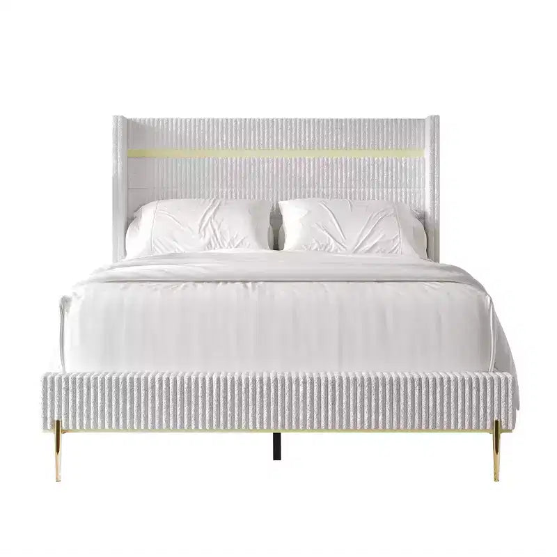 Cama tapizada de estilo escandinavo clásico
