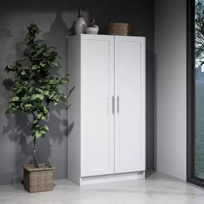 Akzent-Schrank mit 3 Regalböden und Paneeltüren