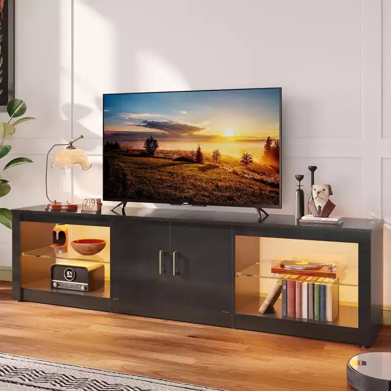 Mueble para TV de 70 pulgadas, para televisores de hasta 75 pulgadas, centro de entretenimiento y consola multimedia con estantes ajustables de vidrio templado y almacenamiento cerrado para la sala de estar
