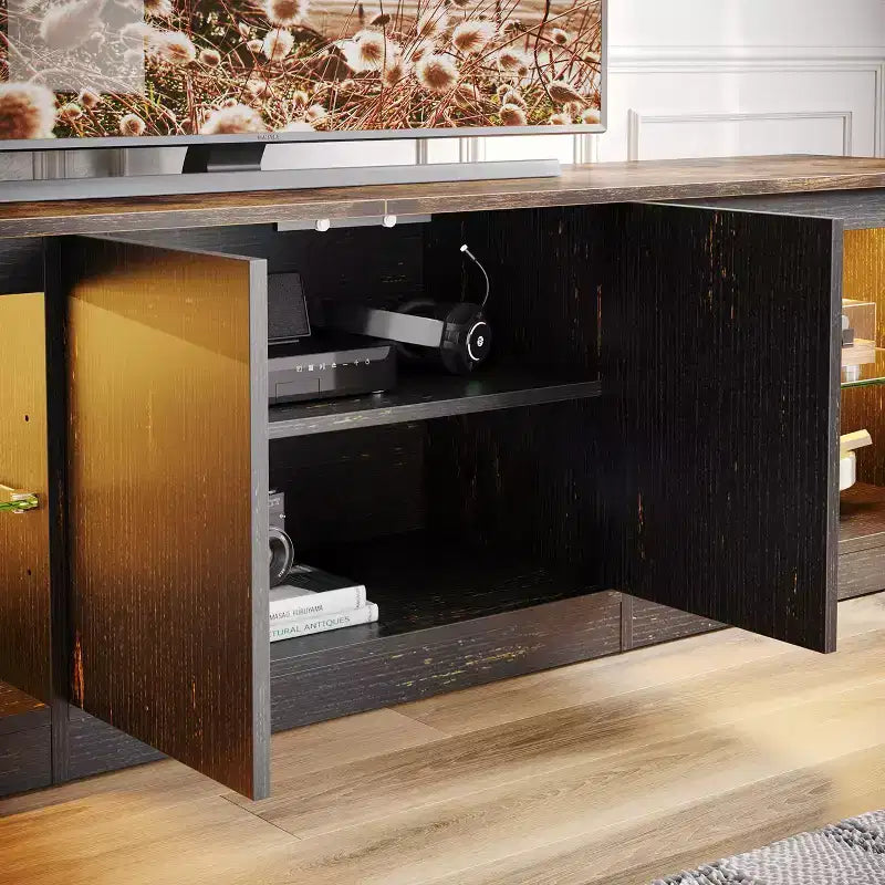 Mueble para TV de 70 pulgadas, para televisores de hasta 75 pulgadas, centro de entretenimiento y consola multimedia con estantes ajustables de vidrio templado y almacenamiento cerrado para la sala de estar